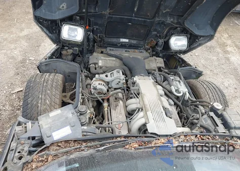 1990 Chevrolet Corvette из США, поврежденный, VIN 1G1YY3385L5104045